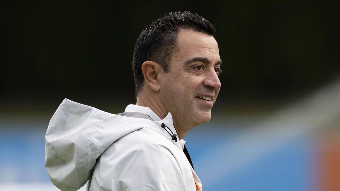哈维：有可能考虑让范戴克踢右中卫，球队利益第一