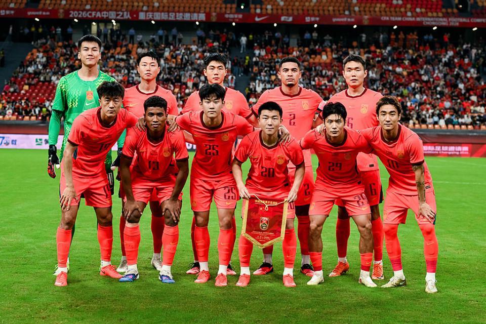 崩盘！国足半场0-3巴勒斯坦 刘洋2次失误送礼 陶强龙错失超级单刀
