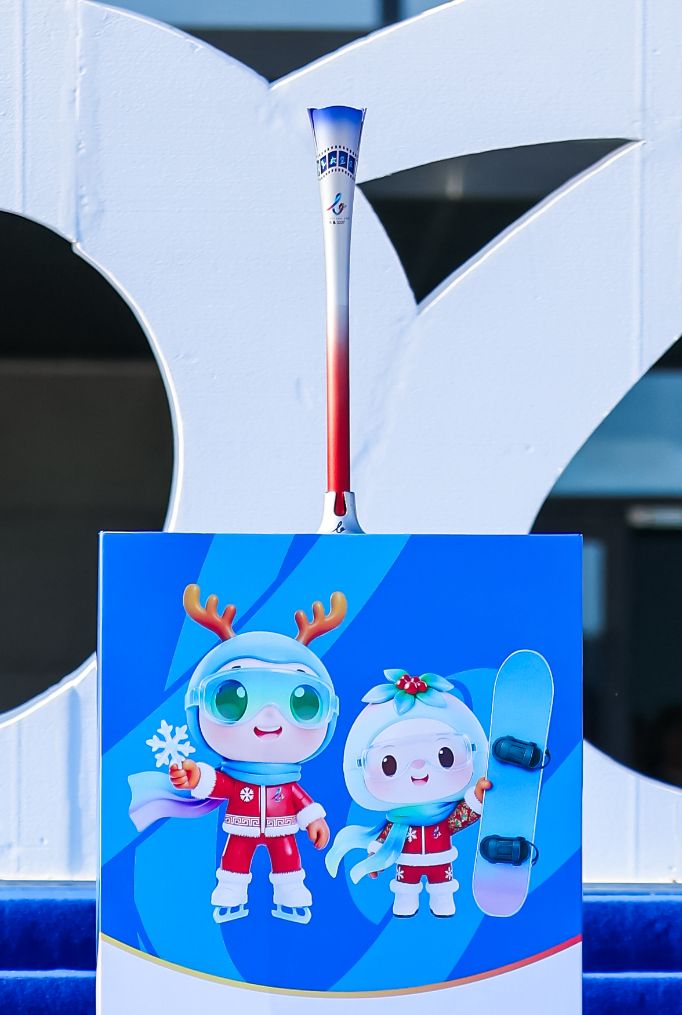 b体育图片展示
